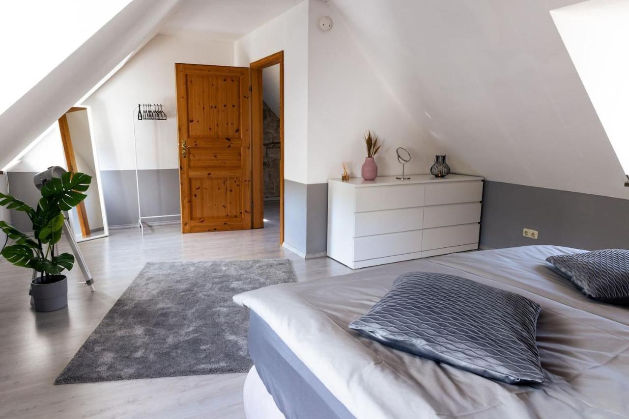 Vulkan-lodge Holiday home *